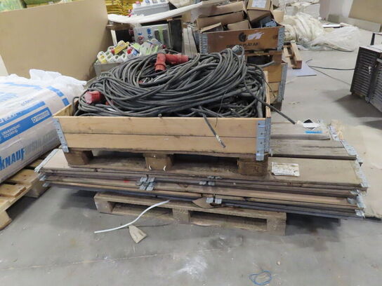 Div. materialer, eltavler og ledninger