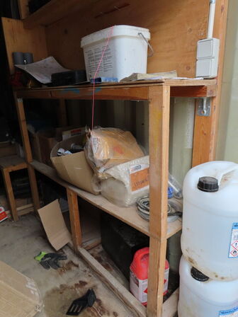 20" skibscontainer med indhold