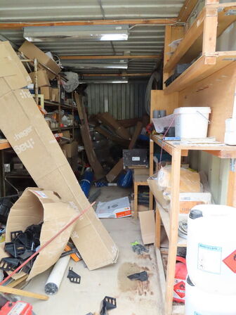 20" skibscontainer med indhold