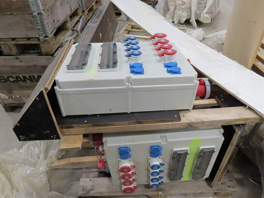 Div. materialer, eltavler og ledninger