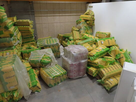 KÆMPE LOT ISOLERING, mindst 800 pakker blandet isolering