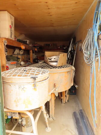 20" skibscontainer med indhold