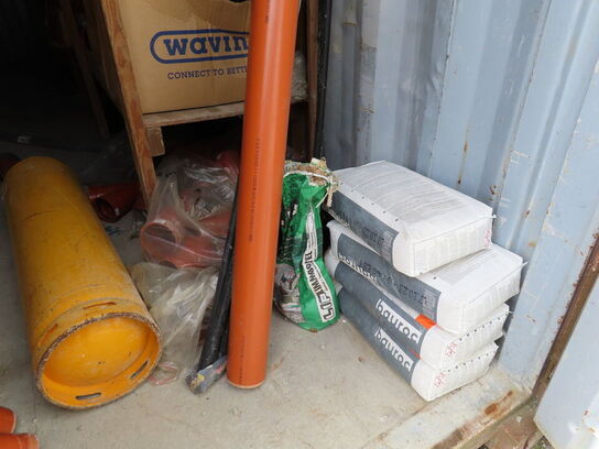 20" skibscontainer med indhold