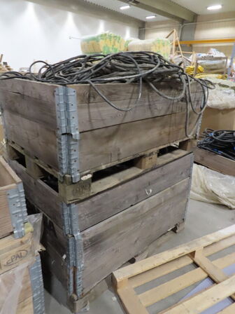 Div. materialer, eltavler og ledninger