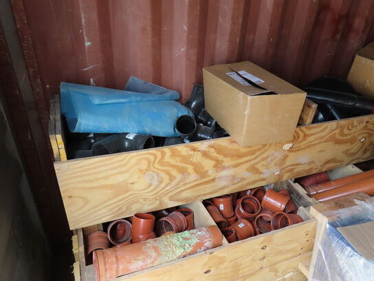 20" skibscontainer med indhold