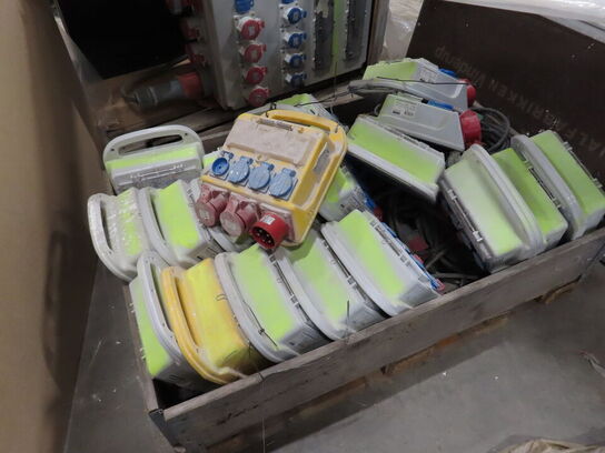 Div. materialer, eltavler og ledninger