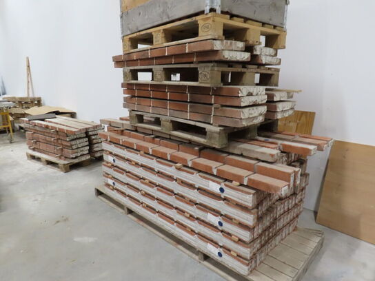 Div. assoteret overliggere og rest mursten