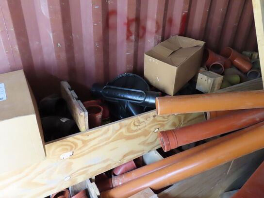 20" skibscontainer med indhold