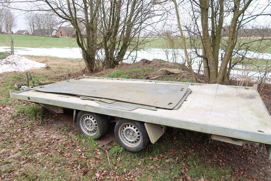 Autotrailer VARIANT 3521l4