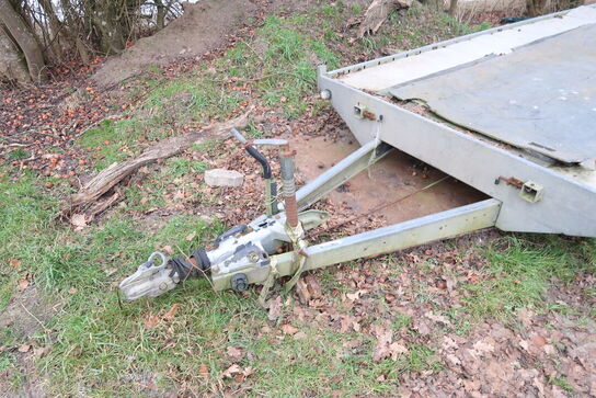 Autotrailer VARIANT 3521l4