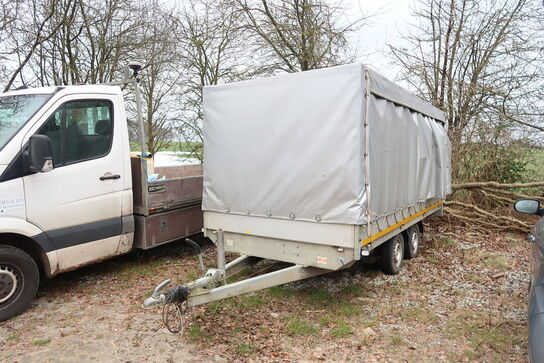 Trailer EDUARD 4018-2000 med stativ og pressenning samt div. Varelager