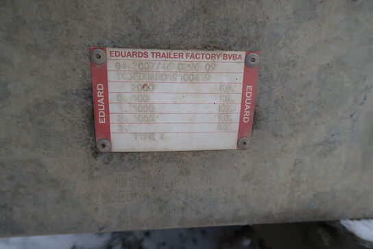 Trailer EDUARD 4018-2000 med stativ og pressenning samt div. Varelager