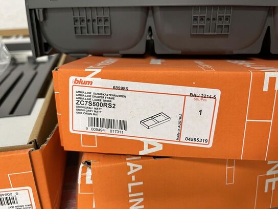 Lot med  Skuffeindretning   BLUM AMBIA-LINE