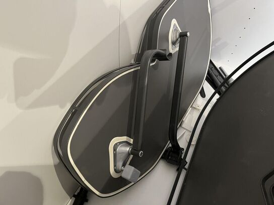 Skuffemodul med indhold