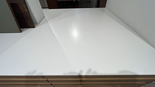 Køkken Ø FORM PLUS+ med Bordplade i Sten