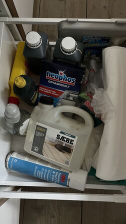 Tøm Køkkenskabe og Skuffer