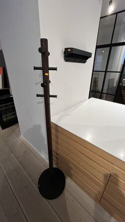 Stumtjener UMBRA + Knagehylde