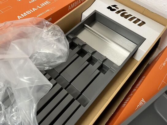 Lot med  Skuffeindretning   BLUM AMBIA-LINE