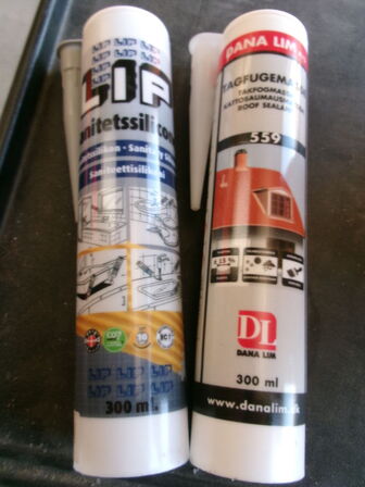 12 stk. silikone/fugemasse