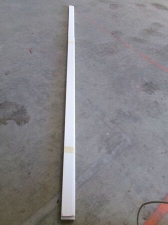 6,65 m fod liste, antik look, hvid