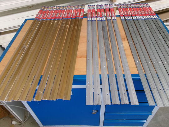 28 blandede metallister