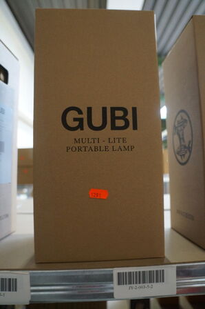 Bordlampe GUBI