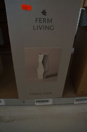 Vase FERM LIVING
