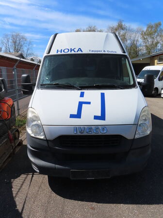 Varebil IVECO Daily 35S13V