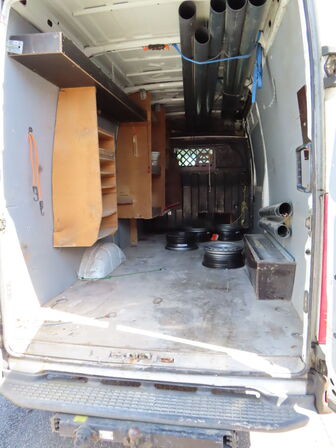 Varebil IVECO Daily 35S13V