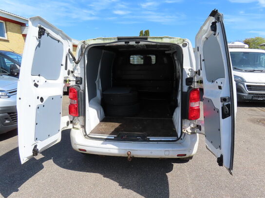 Varebil PEUGEOT Expert BlueHDI 120 L2