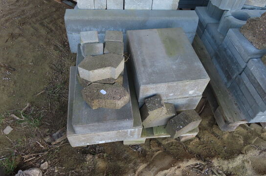 Palle med diverse sten og fliser