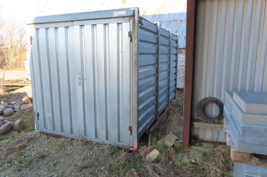 Materialecontainer med indhold af diverse pvc rør