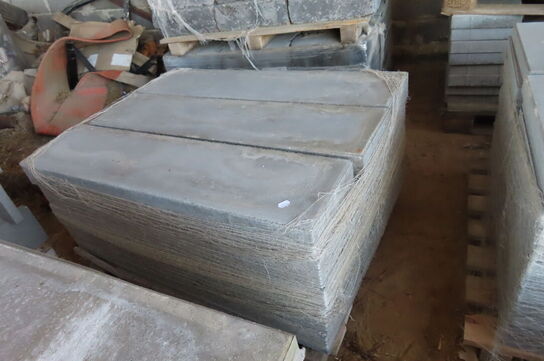 2 paller med betonfliser