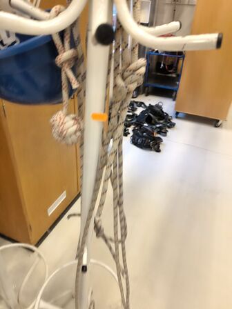 Sikkerhedshjelme med stumtjener