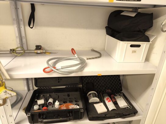 Indhold fra 3 reoler FALDSIKRING MM.