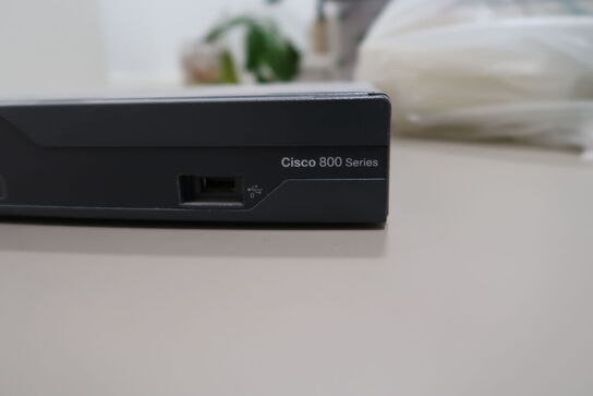 Router CISCO 800 Series