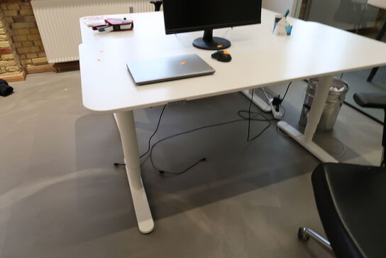 El. hæve/sænke skrivebord uden indhold