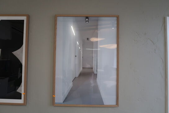 2 stk. indrammede plakater