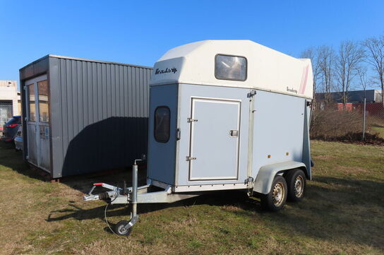 Samleauktion Hou - Marts