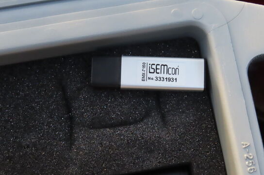 Palle med diverse lamper, B&O tonegenerator mv.