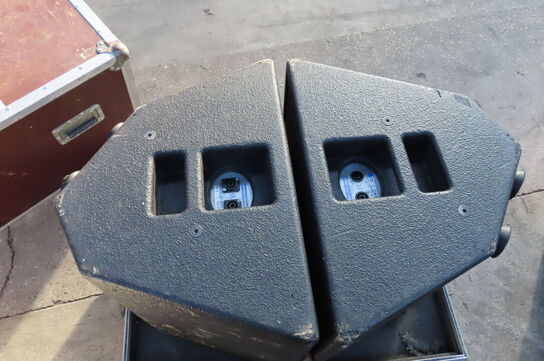 2 stk højtaler inkl flightcase