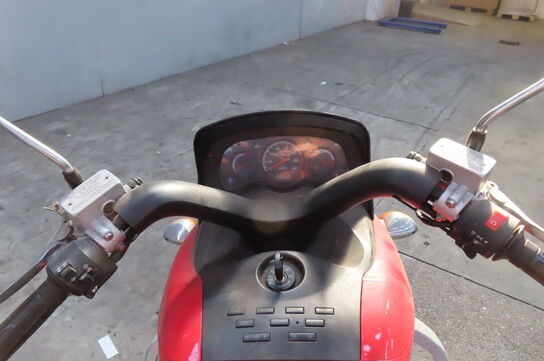 Motorcykel CF Moto V3