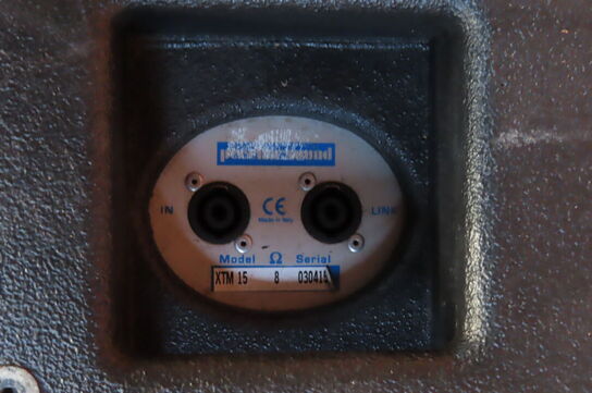 4 stk højtaler og 4 stk kædetajler