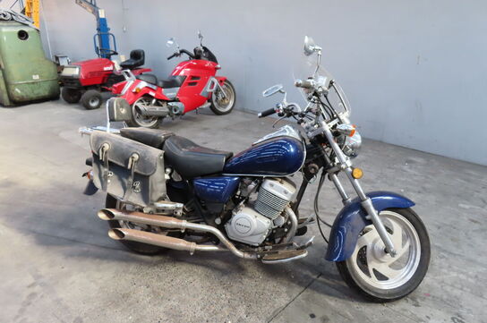 Motorcykel LIFAN LF250-4