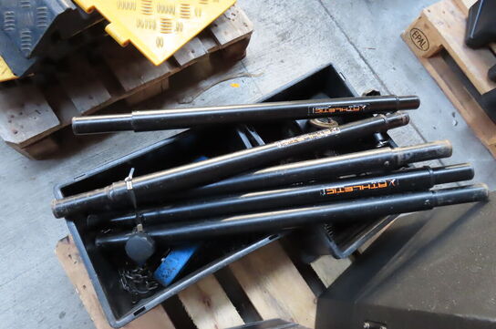 4 stk højtaler og 4 stk kædetajler