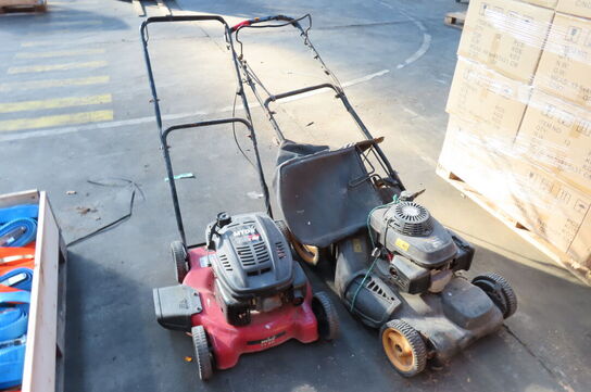 2 stk plæneklippere