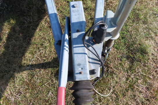 Hestetrailer BRENDERUP 33 med indhold