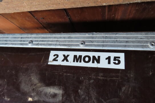 2 stk højtaler inkl flightcase