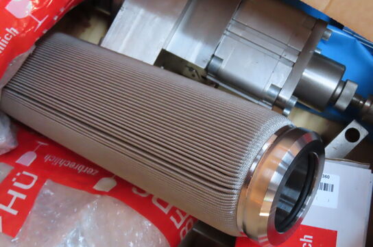 Palle med elmotor samt diverse reservedele