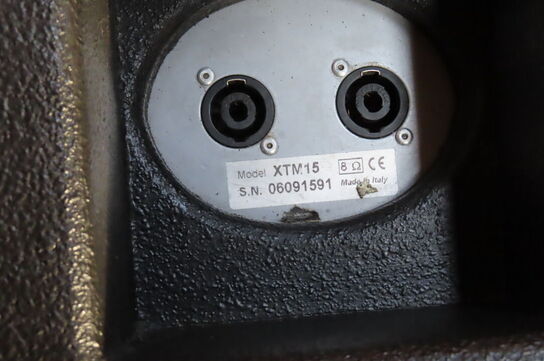 2 stk højtaler inkl flightcase